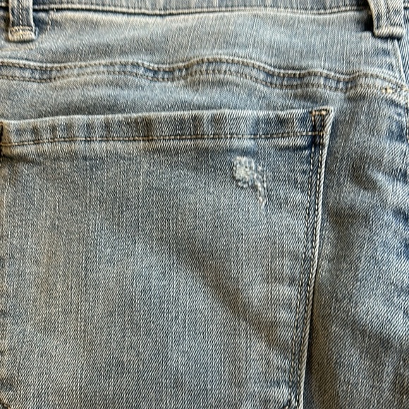 3/$25 Democracy Ab Tech Distressed Strt Leg Destroyed Hem Lt Denim Jean sz14 - Picture 8 of 16